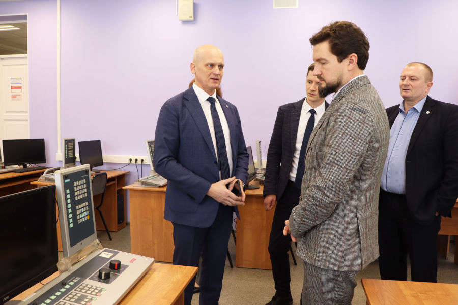 ������ ������� ��������� ����������� � ��� ��������