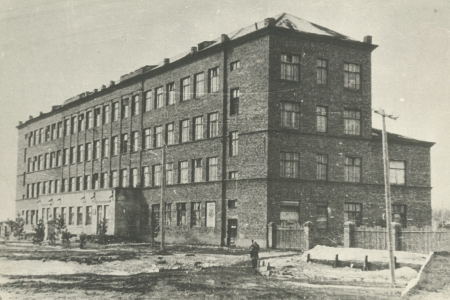 ����� ��������� ������� � ������� ����� �������