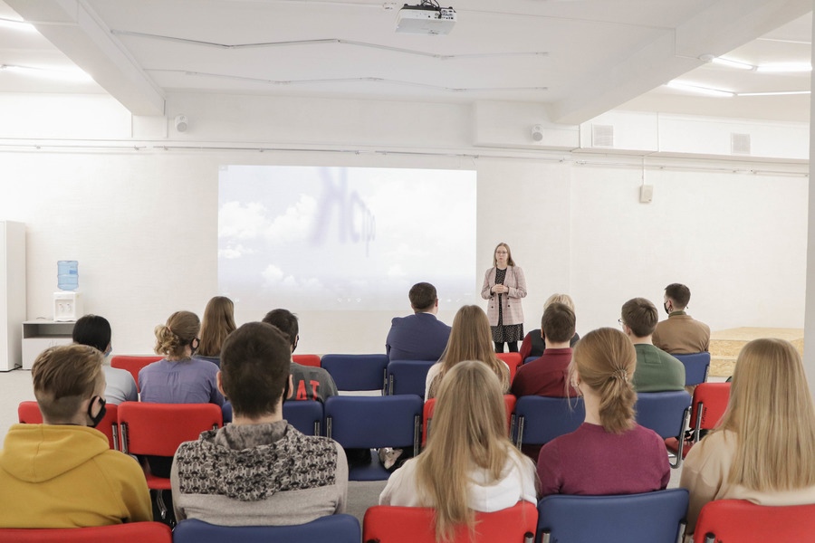 ����� �������� ���������� � ����� �� ������� ����� ��������� ����� ������