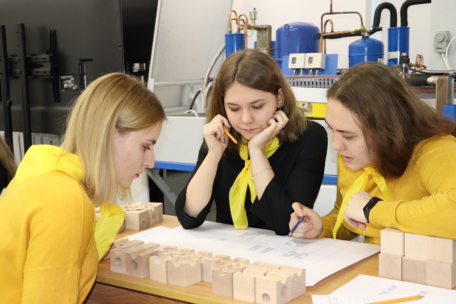 � ����� ������ ��������������� ��������� �� CUBORO