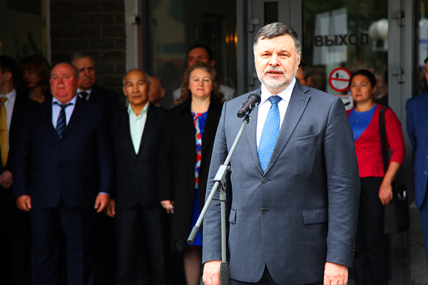 ���� ������ � �����: ���� 2015