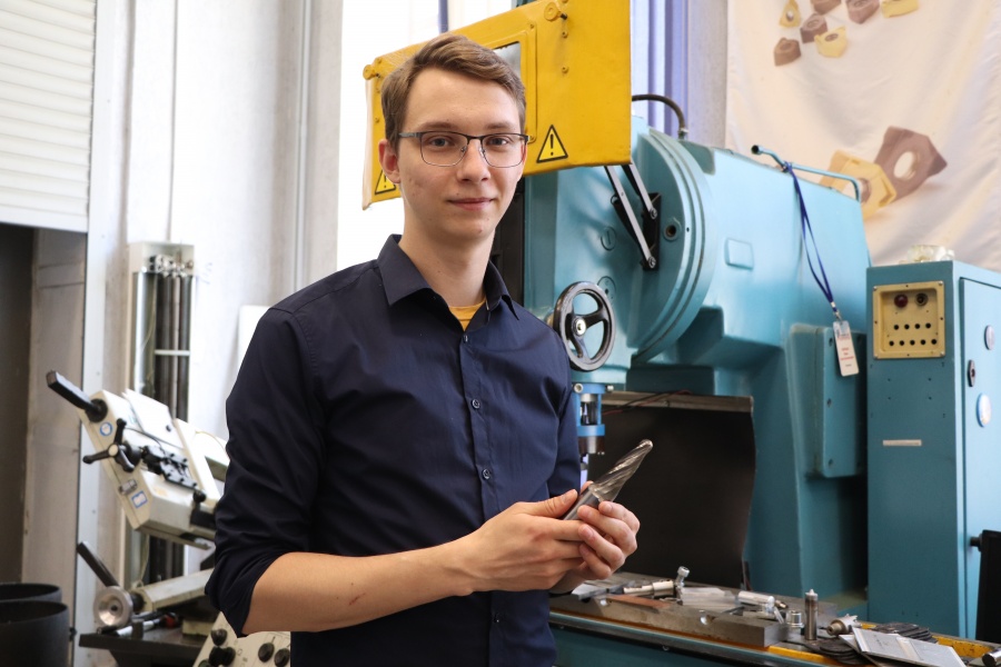 ����������� ������� ����������������� ���������� ��� ������������������ �������