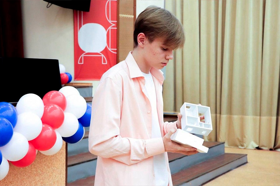 � ������ �������� ���������� IV ����� ��������� ����