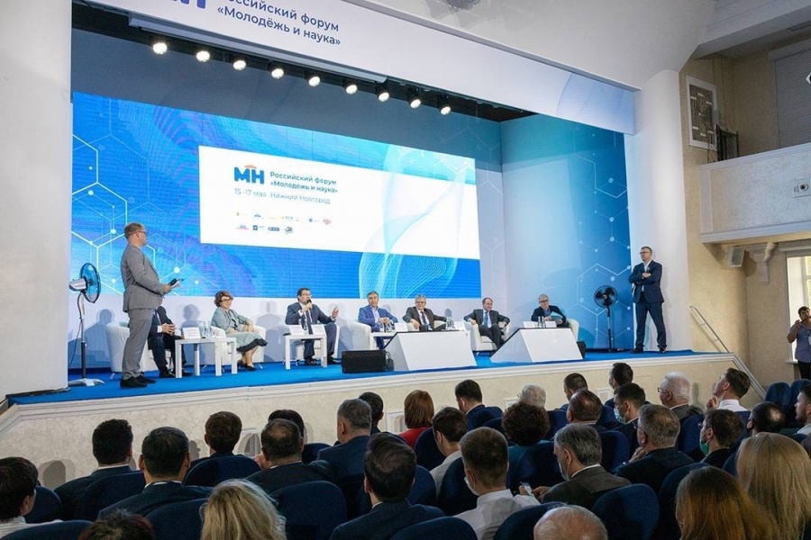 ����� ��������� ����� � ����� ��� ��������