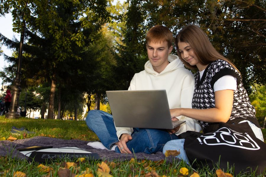 ������������� �������� ���������� � ��� � �����