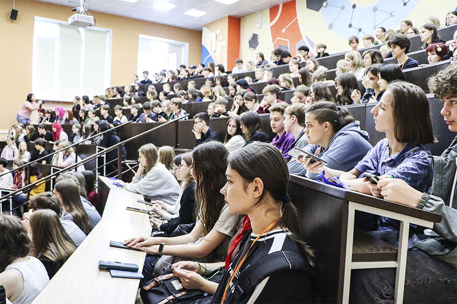 � ����������� ������������ ��������� ����� ����� ������-����������� ����� ������