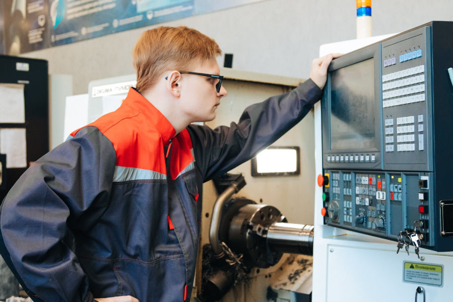 ����� ��������� ����������� ������� ����� � �����