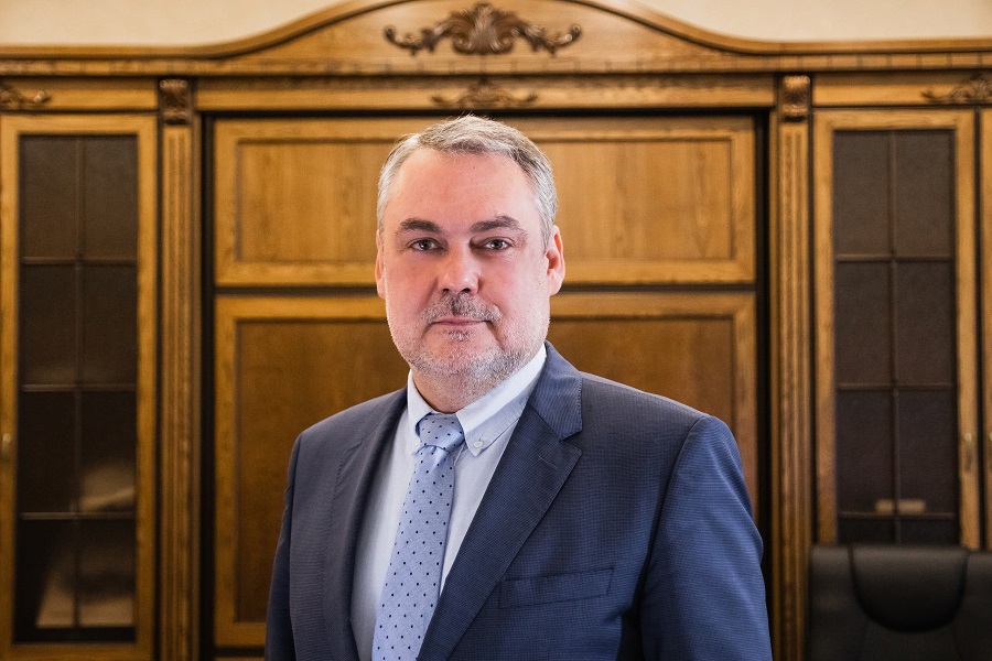 ������� �������� ����������� � ���� ����������� ������������