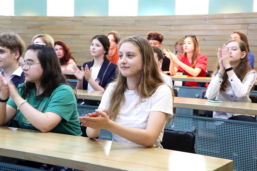 � �������� ��������� ����������� � �������� ��������������� ���������� ��������� �������