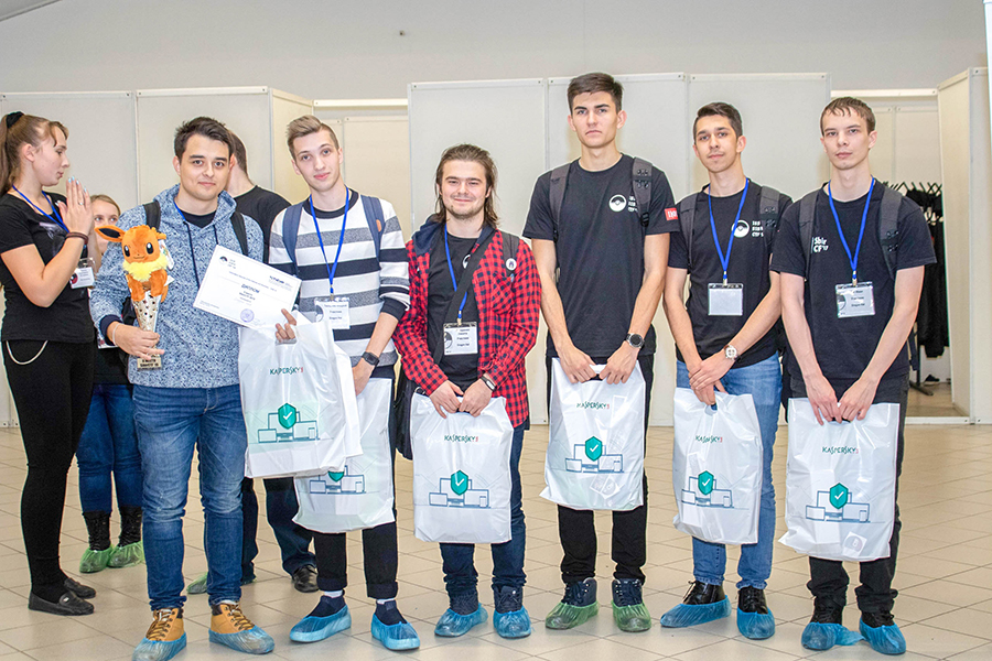 ������� ������� �������� ����� ������� � ��������������� ������������ �� �����������������