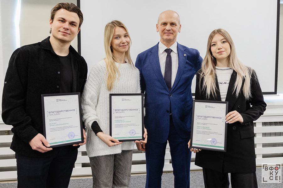 ������ � �������: � �������� ������ ������� ������������ ���� �� ���������� 