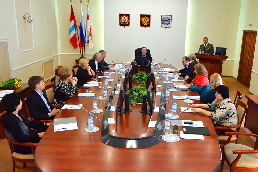 ����� ������� ������������ ������������ ��������� � ������ �����