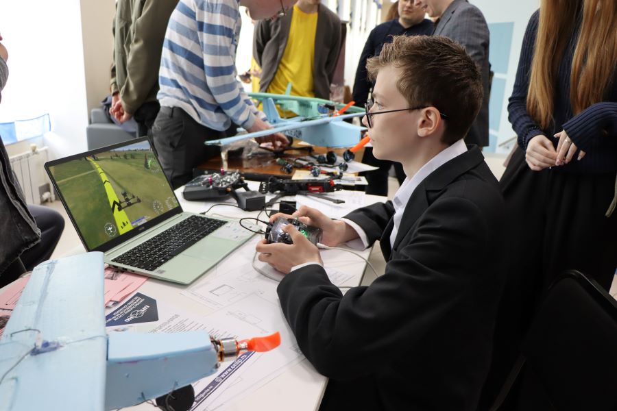 ����� � ���������� ��� ������: ������� � ����� 7-� ����� ��������� ���� ��������������� 