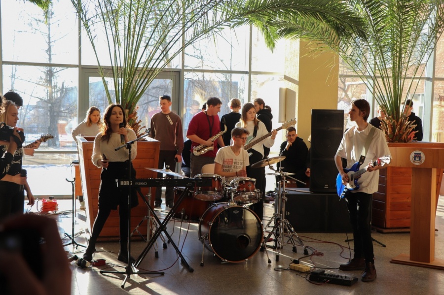 � ����� ������ ���� �������� ������ � ����� �������