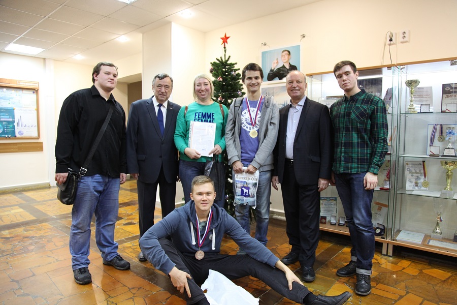 �������� ����� ������ �������� ����� � ����������������� ��������-���������