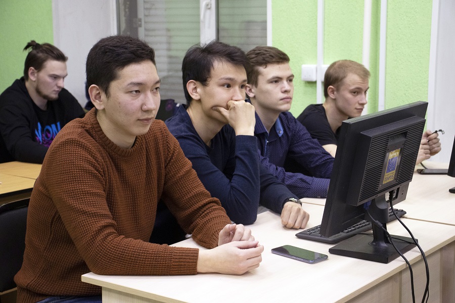 � ������ �������� �������� �������� ����- � ��������������