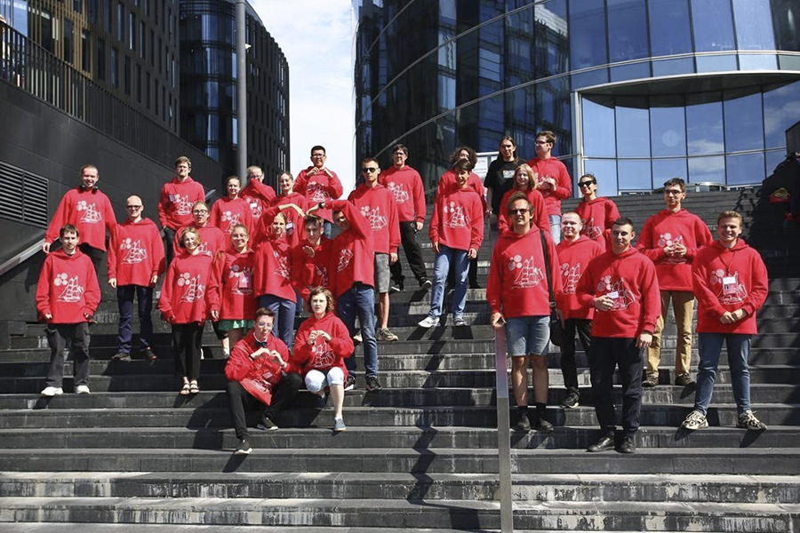 �������� ����� �������� �� ��������� ����� ������ � �����-����������