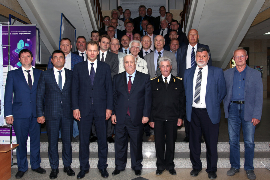 ������ � ������������: ������������� �������� ����������� ������������ � ������� �����