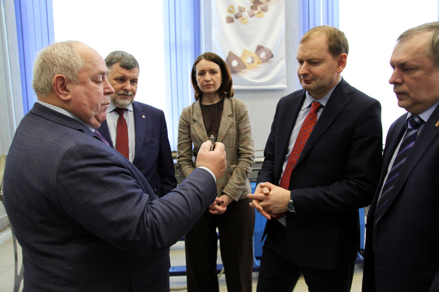 �������� ������������� � ������ ������ �������� ����� ���������� ������ ��� ����������������� ����������� "�����" � �����