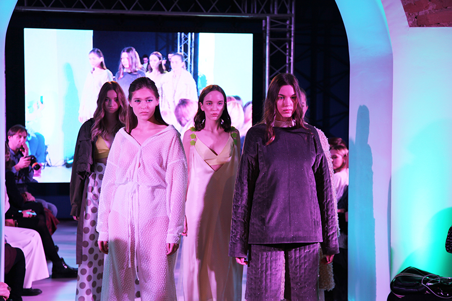 ������������� ��������� ������� � �������� ���������� ������