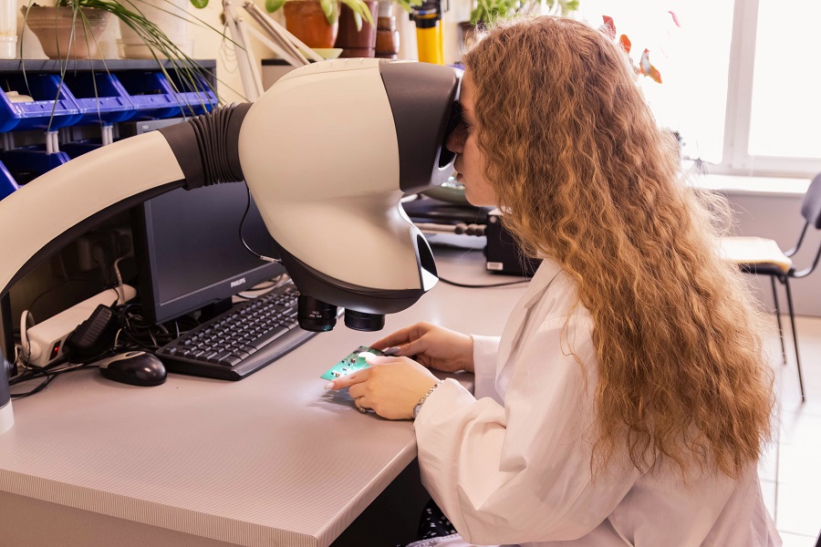 ������� ������� 93 �������������� ��������� ����� �� �������� � ������������