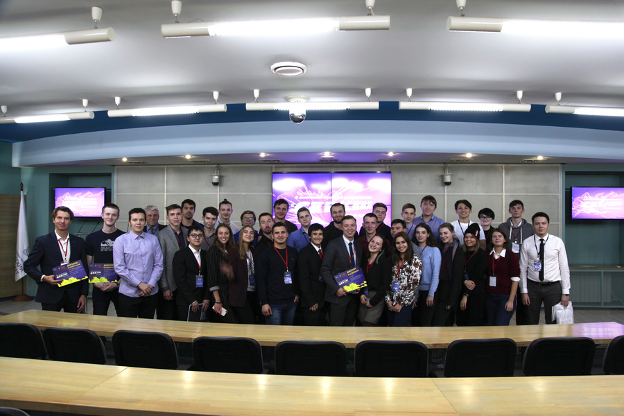 �������� ������� ����� ������ ����������� ���� ������� � �����