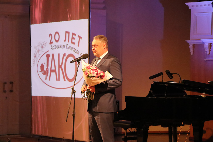 � ����� �������� ������������� ���� ������ � 20-����� ���������� ������ ���������