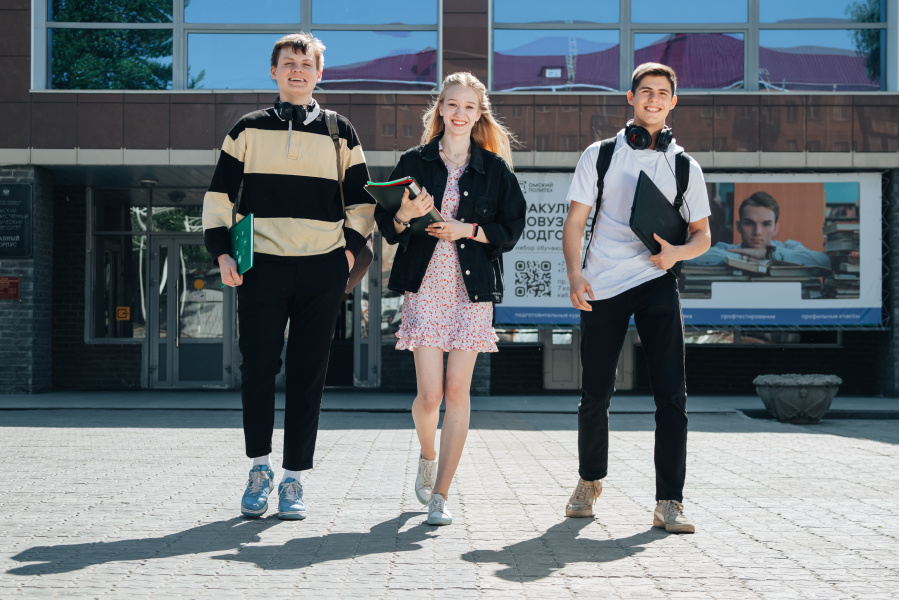 ����� 2 600 ������������ ������ ��������� � ����� �� ������