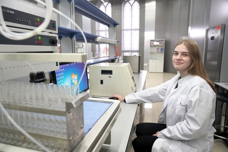 ��������-������������ ������ ������ ���� �� ��������� ��������