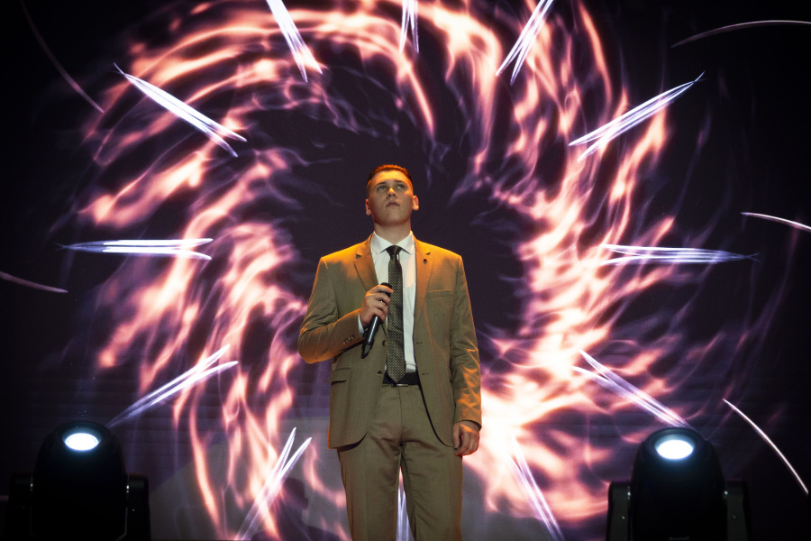 ����� ������, ������������� ����� � ����� �� ����������� ������: � ���� ������ Spring Festival