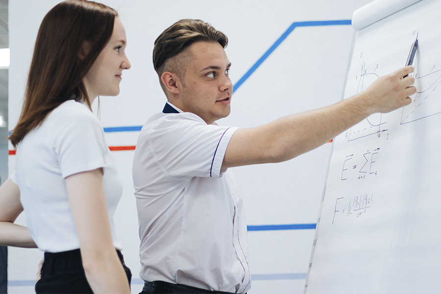 ���������� ������������ �������� 14 ��������� � �������� ��������� �����