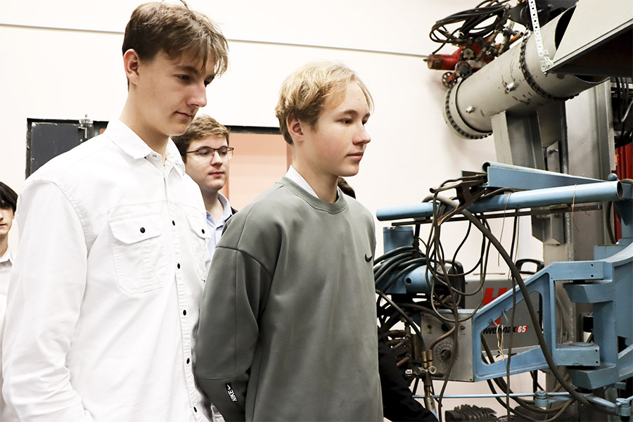 � ����� ����������� ������ ��� ����������: ��������� � �������� ����������� � ������������� ��������� 