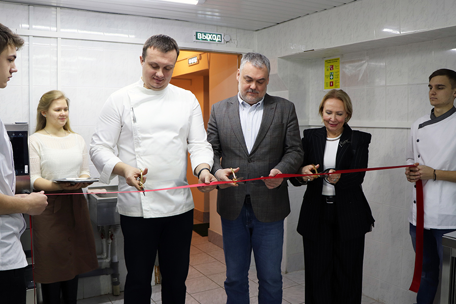 � ����� ���������� �������� ���������� ������ � ����������� ��������� ������� � ������� �������������