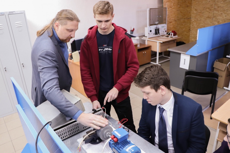 ���������� ������ ������ ������� �������� ������� ����� � ����������� �� ��������������� ����������