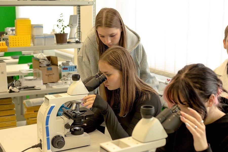 ����������� ����� ��������������� ������ �����������